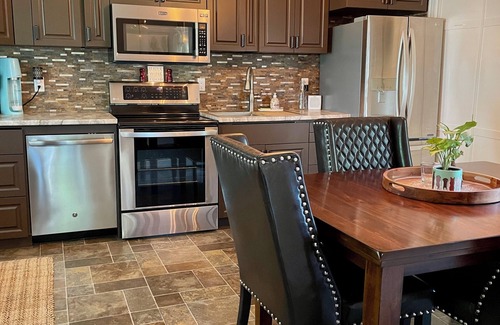 Shakespeare Apartment | Private Getaway | Stratford 10min | Spa Add-on Options