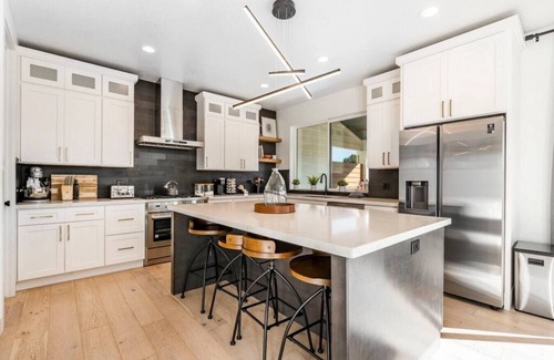 Riverton House | Ultimate Retreat with Home Theater, Hot Tub & Sauna