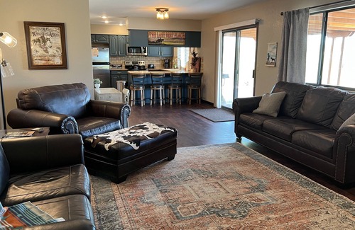 Wickenburg House | Serene Escape with Breathtaking 360 Views & Spa Access