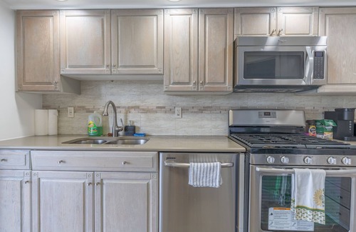 Butler House | Private Guest House with Spa and Family-Friendly Amenities