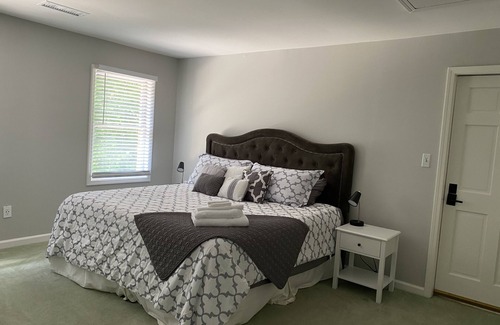 Roswell Other | Exclusive Guest Suite with Private Garage & Ocean View
