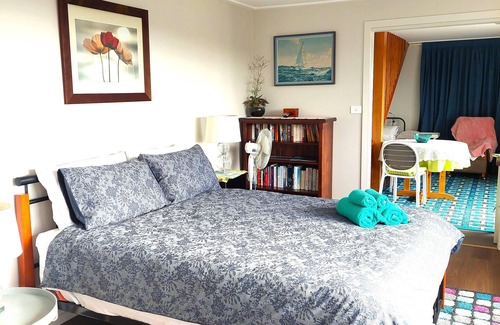 Turners Beach Bed & Breakfast | Private Guest Suite with Spectacular Views and Breakfast