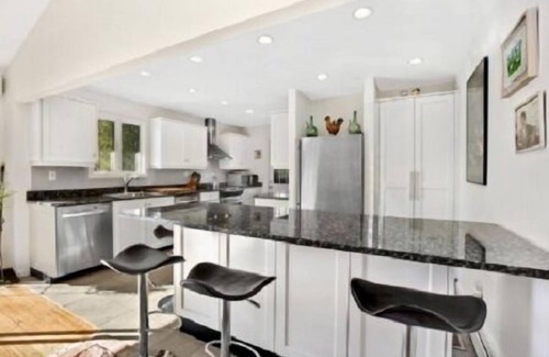East Hampton House | Private Hamptons Paradise with Oceanfront Pool & Pet Friendly