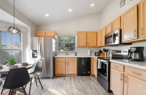 Indian Point House | Private Heated Pool & Spa with Water View Near Disney!