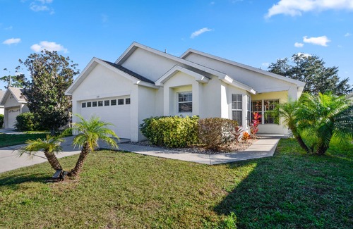 Indian Point House | Private Heated Pool & Spa with Water View Near Disney!