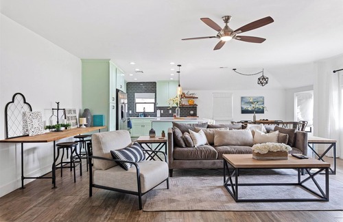 Pierson Place Historic District House | Inviting Retreat with Private Heated Pool and Kitchen