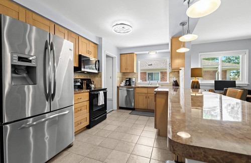 Clawson House | Private Heated Pool, Firepit, Walk to Parks + Eats