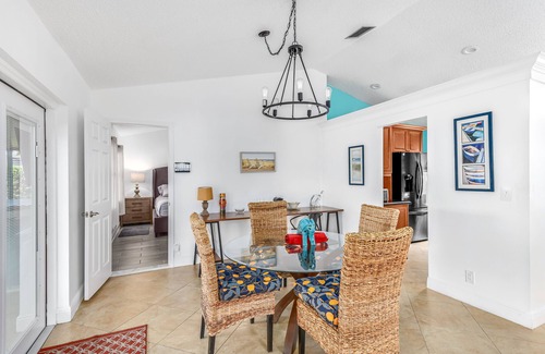 Tamarac House | Exclusive Oasis with Private Heated Pool Near Sawgrass Mall