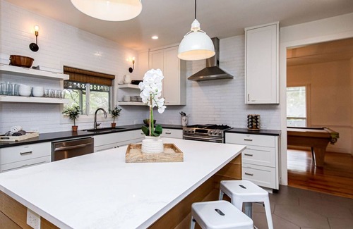 Austin House | Relax at Hill Country Hideaway: Pool, Hot Tub & Family Fun