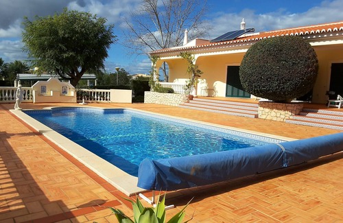 Portimao House | Private Holiday Villa with Pool & Ocean View - 9.6/10 Rating