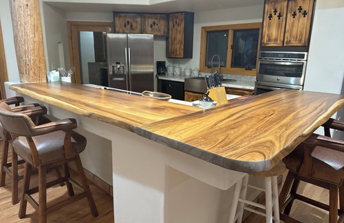 Mesa del Oro House | Serene Retreat Near Superstition Mountains with Spa & Hot Tub