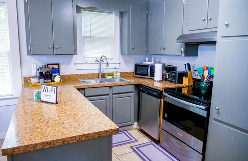 Ocala House | Pet-Friendly Retreat in Central Ocala with Pool and Piano