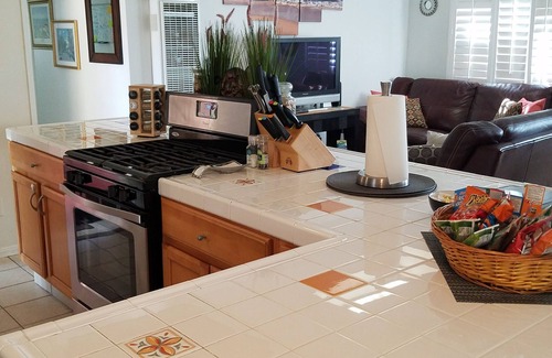 Fairmount Park House | Family-Friendly Oceanfront Home with Kitchen & Pet Access
