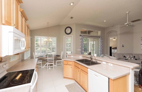 St. Augustine House | Inviting 3-Bedroom Home with Large Lanai & Pool Access
