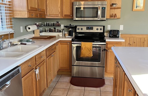 The Galena Territory House | Nature Retreat: Family & Pet Friendly at Edge of the Woods