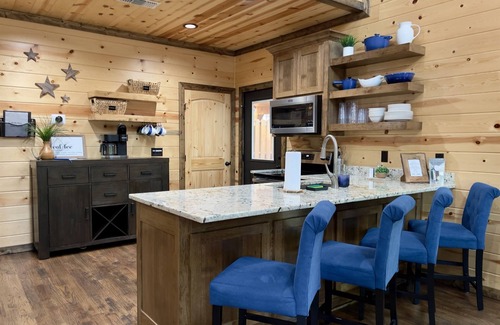 Pickens Cabin | Unforgettable Adventure Awaits: ATV Trails & Private Living