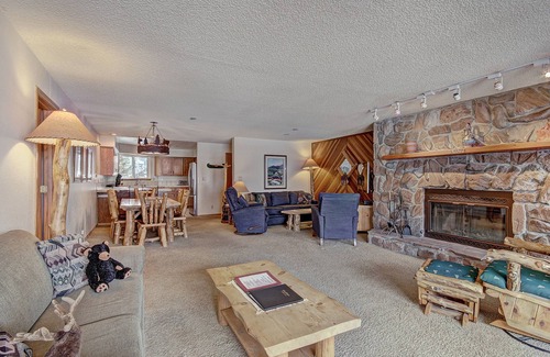 Keystone Condo | Relax in a Private Hot Tub with Slope Access at Keystone