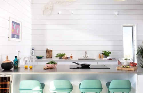 Gwithian House | Idyllic Beach Escape with Private Hot Tub & Sauna