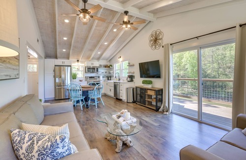 Talladega House | Idyllic Waterfront Home on Logan Martin Lake - 10/10 Rating!