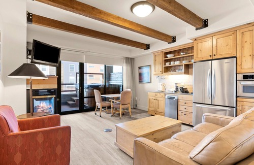 Kimball Junction Condo | Private Hot Tub w/a View | Balcony, Fireplace + Laundry | Walkable Location