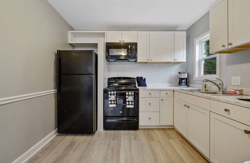 Durham House | Downtown Durham Private House: Pet-Friendly & Family Welcoming