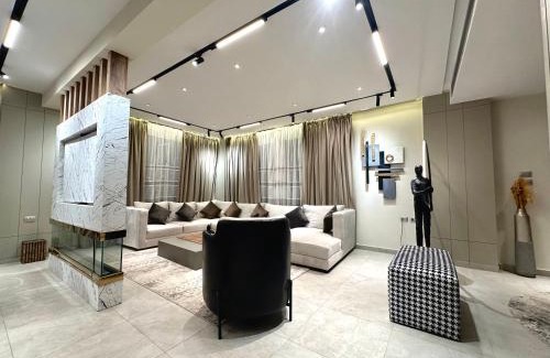 Sheikh Zayed City House | Elegant Private House in Sheikh Zayed, Egypt - Guest Rated 10/10