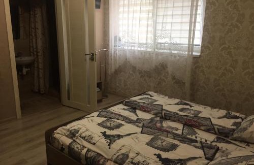 Berehove Apartment | Family-Friendly Private House with Exceptional Guest Ratings