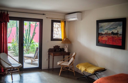 Sagra House | Inviting 3-Bedroom House Surrounded by Botanical Gardens