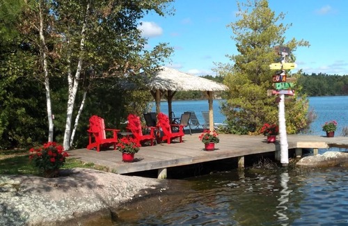 The Archipelago Cottage | Idyllic Private Island Cottage in Georgian Bay with Spa