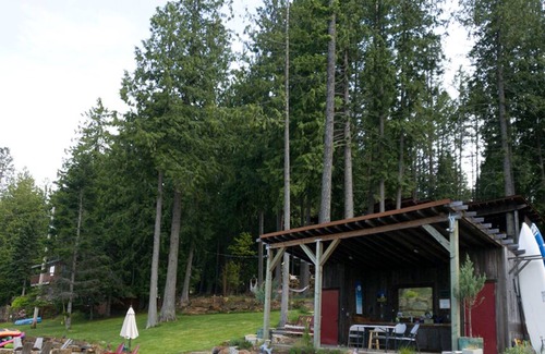Hope House | Private Lake home with guest cabin