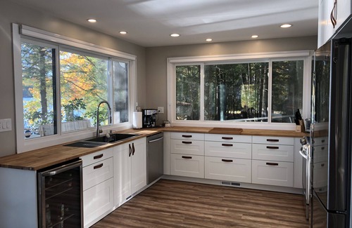 Canton House | Perfect Lake House Retreat with Spectacular Sunset Views