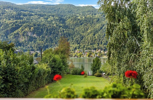 Altossiach House | Family-Friendly Retreat with Private Jetty and Pool