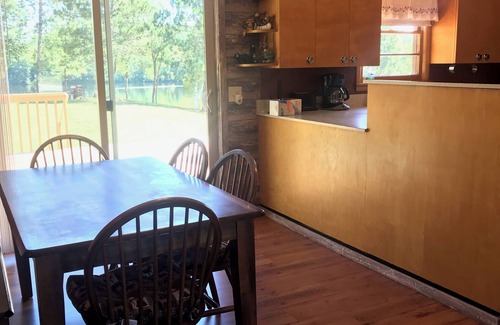 Crystal Falls House | Secluded Lake House Retreat with Scenic Views and Amenities