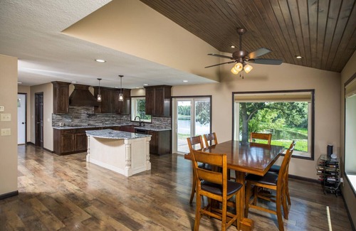 Green Lake House | Nature's Haven: Private Lakefront Home for Family Gatherings
