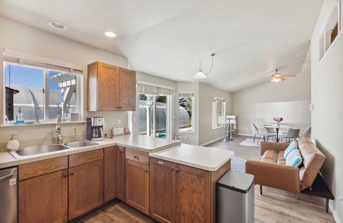 Kalispell House | Private Leisure Pool Home with Spa & Hot Tub Near Amenities