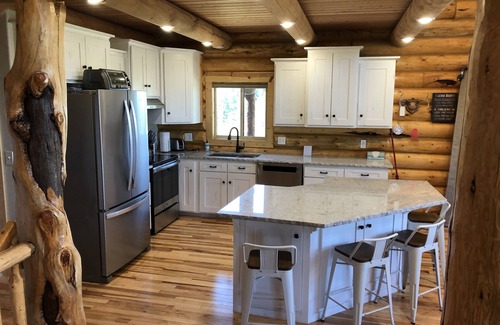 Tamarack Resort Cabin | Scenic Log Cabin with Breathtaking Views and Family Amenities