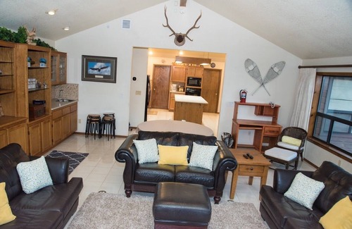 Strawberry House | Majestic Mountain Retreat with Pool & Hot Tub, Rated 10/10