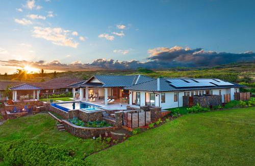 Poipu Villa | Private Luxury 6-bedroom Villa in Kukuiula, Panoramic Ocean View, Heated infinity pool, SPA, Sleep up to 22