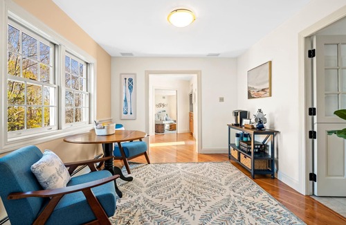 West Mystic House | Exclusive Private Retreat Near Downtown with Ocean Views