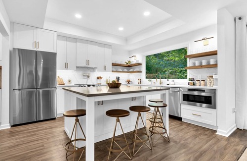 North Brookhaven House | Opulent Atlanta Home with Pool and Gorgeous Ocean Views