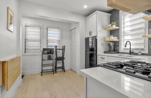 Allen Park House | Exceptional Private Tiny Home with Pet-Friendly Amenities