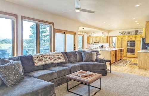 Colorado Springs House | Exclusive Mansion with Indoor Pool & Mountain Views