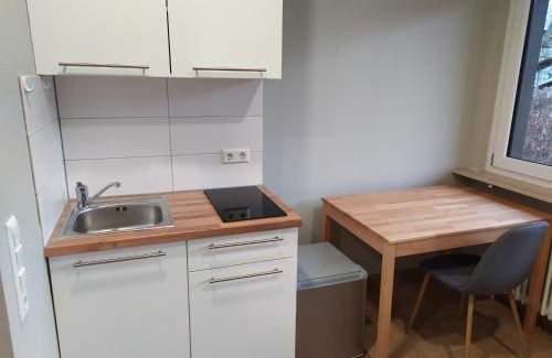 Botnang-Ost Apartment | Cozy Microapartment with Free Parking & WLAN Access