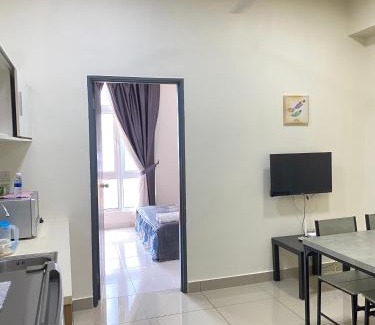 Nilai Apartment | Private Modern Queen Suite 2pax Mesahill