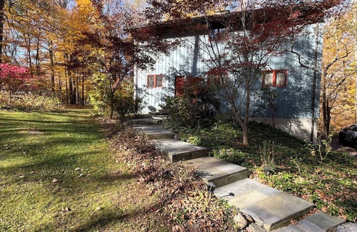 Clinton Corners House | Modern Private Home on Six Acres with Pool and Breakfast