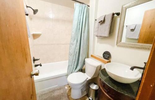 Colorado Springs Villa | Cozy Mountain Cottage with King Bed and 8 Acres of Nature