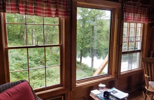 Eden Cabin | Cozy Mountain Pond Cabin with Pool & Breakfast Included