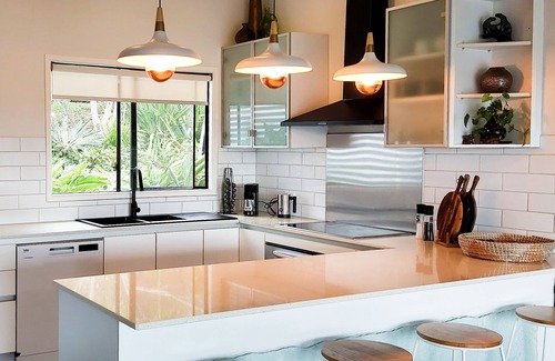 Wongawallan House | Private Mountain Retreat Near Gold Coast Attractions
