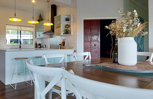 Wongawallan House | Private Mountain Retreat Near Gold Coast Attractions
