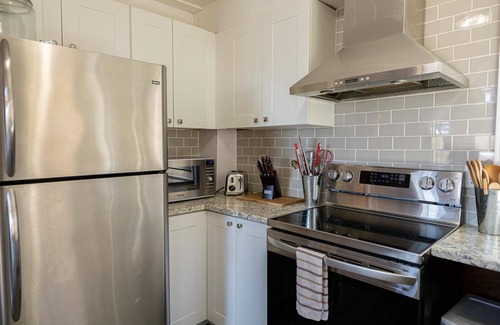 Ryerson Cottage | Tranquil Muskoka Cottage: Newly Renovated with Hot Tub